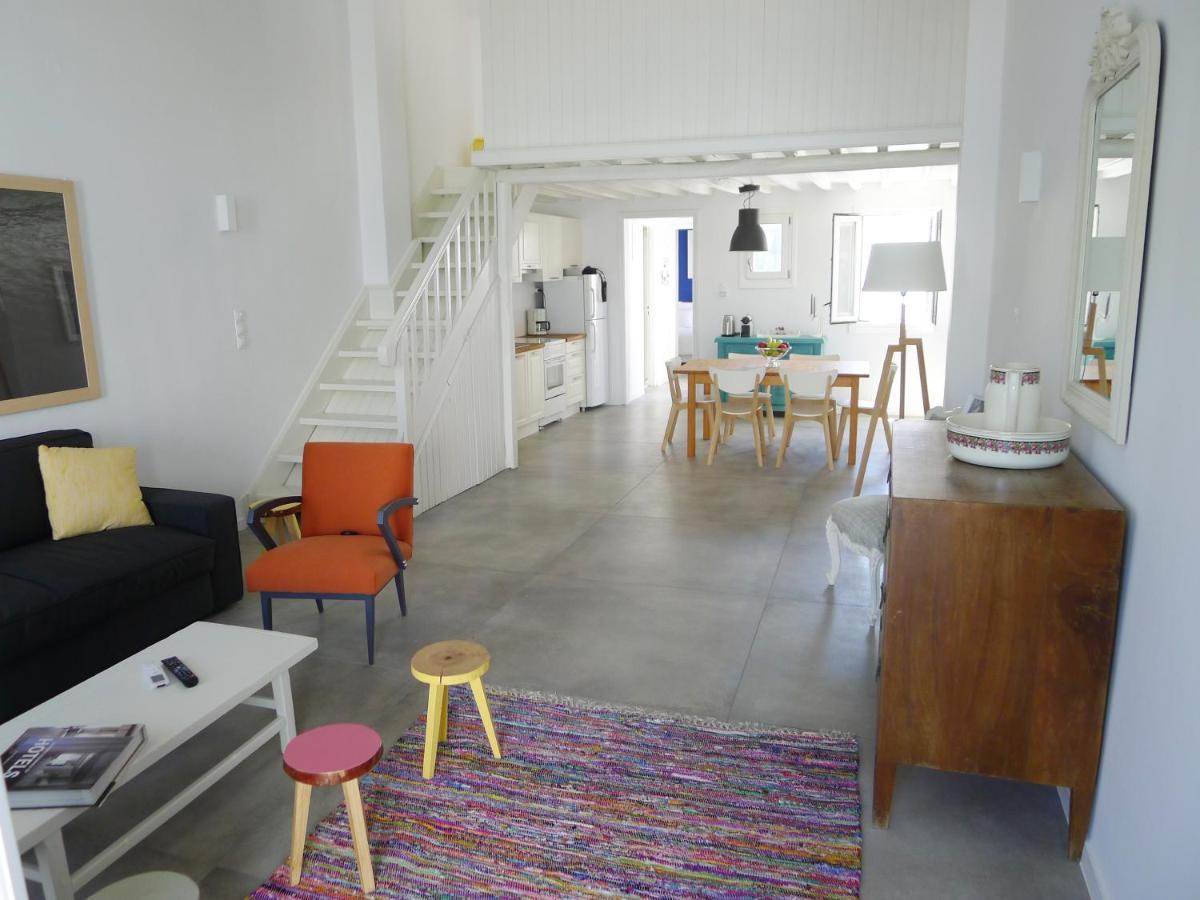 Glitterati Corner Mykonos Town